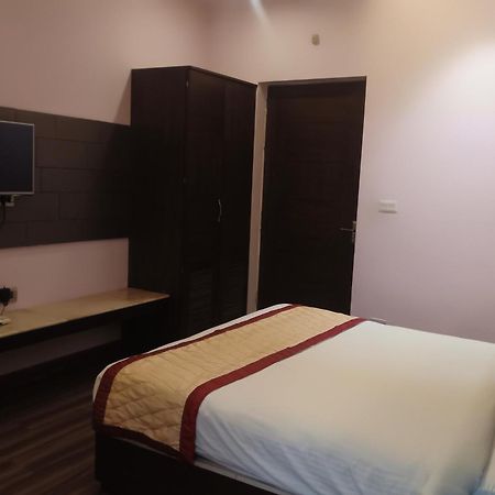 Hotel Rudra Vilas Agra  Exterior photo