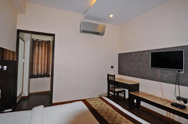 Hotel Rudra Vilas Agra  Exterior photo